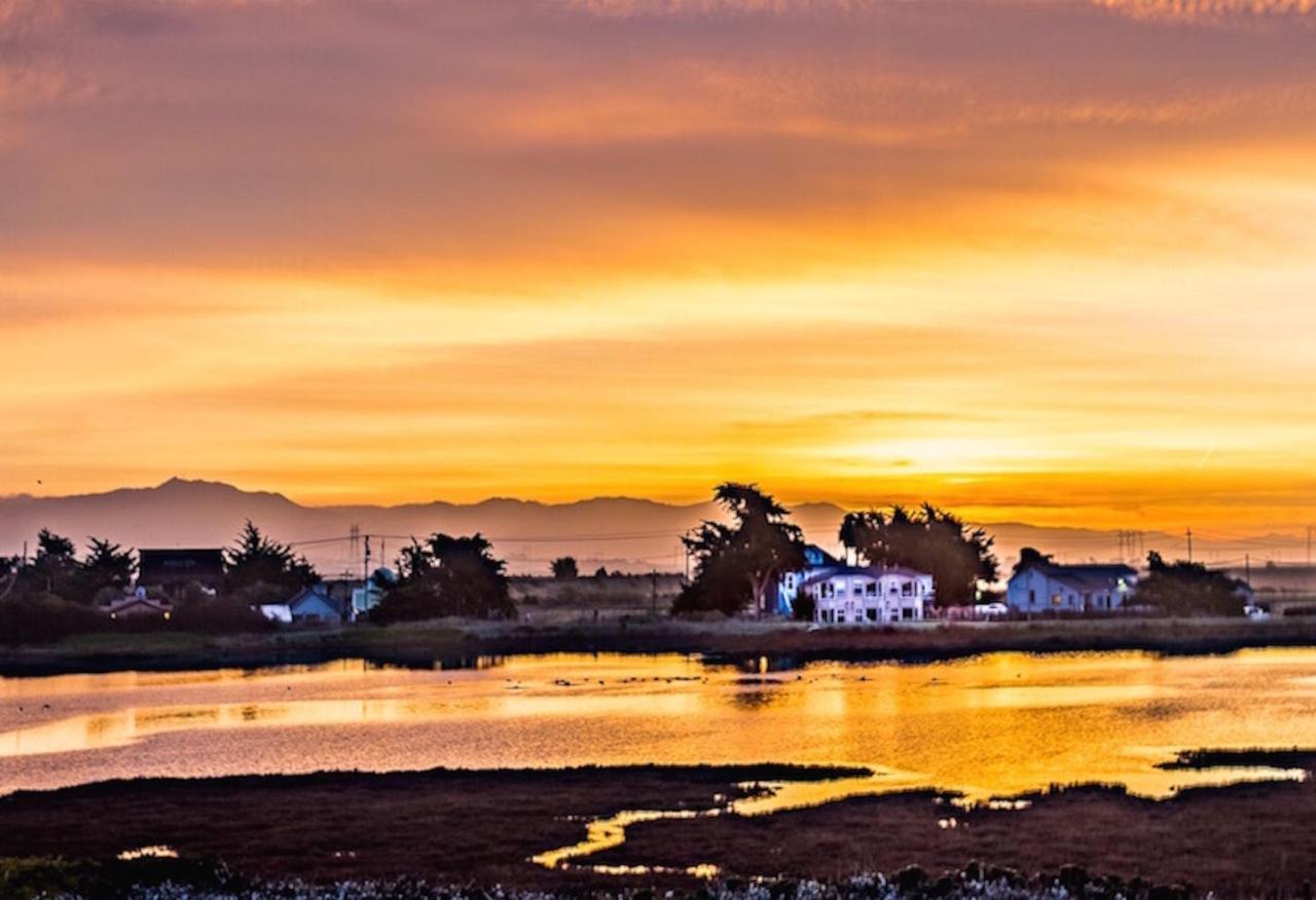Captain'S Inn At Moss Landing Dış mekan fotoğraf